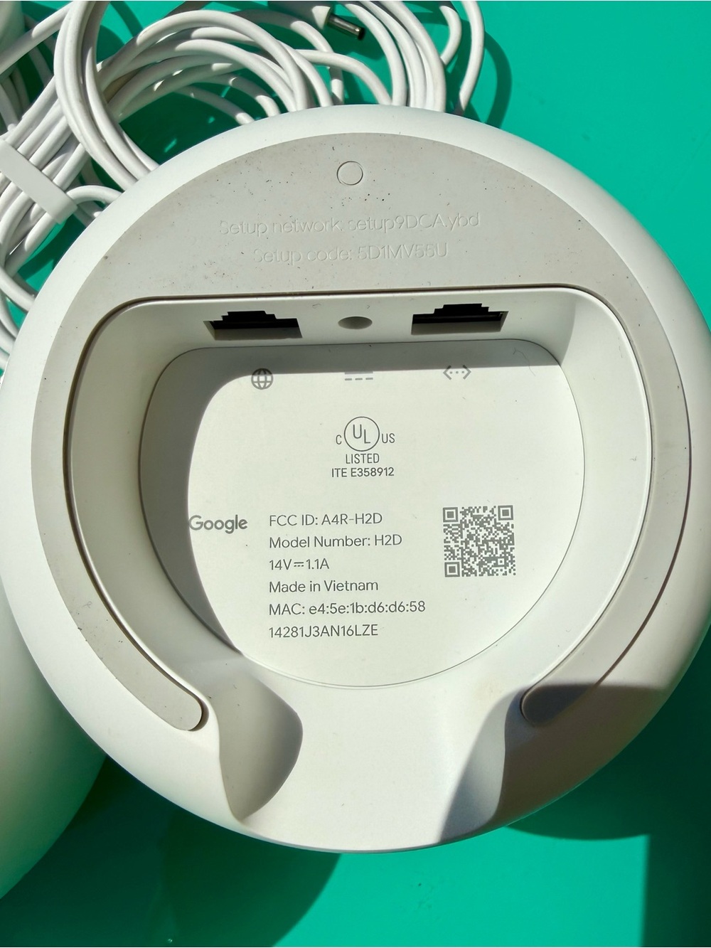 Google Nest HD2 Mesh Wifi Router Base in White - Picture 3 of 8
